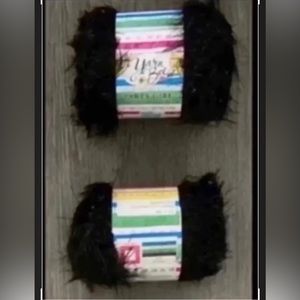 Yarn Bee Party Girl Yarn - Kem (Black)- 2 Skeins